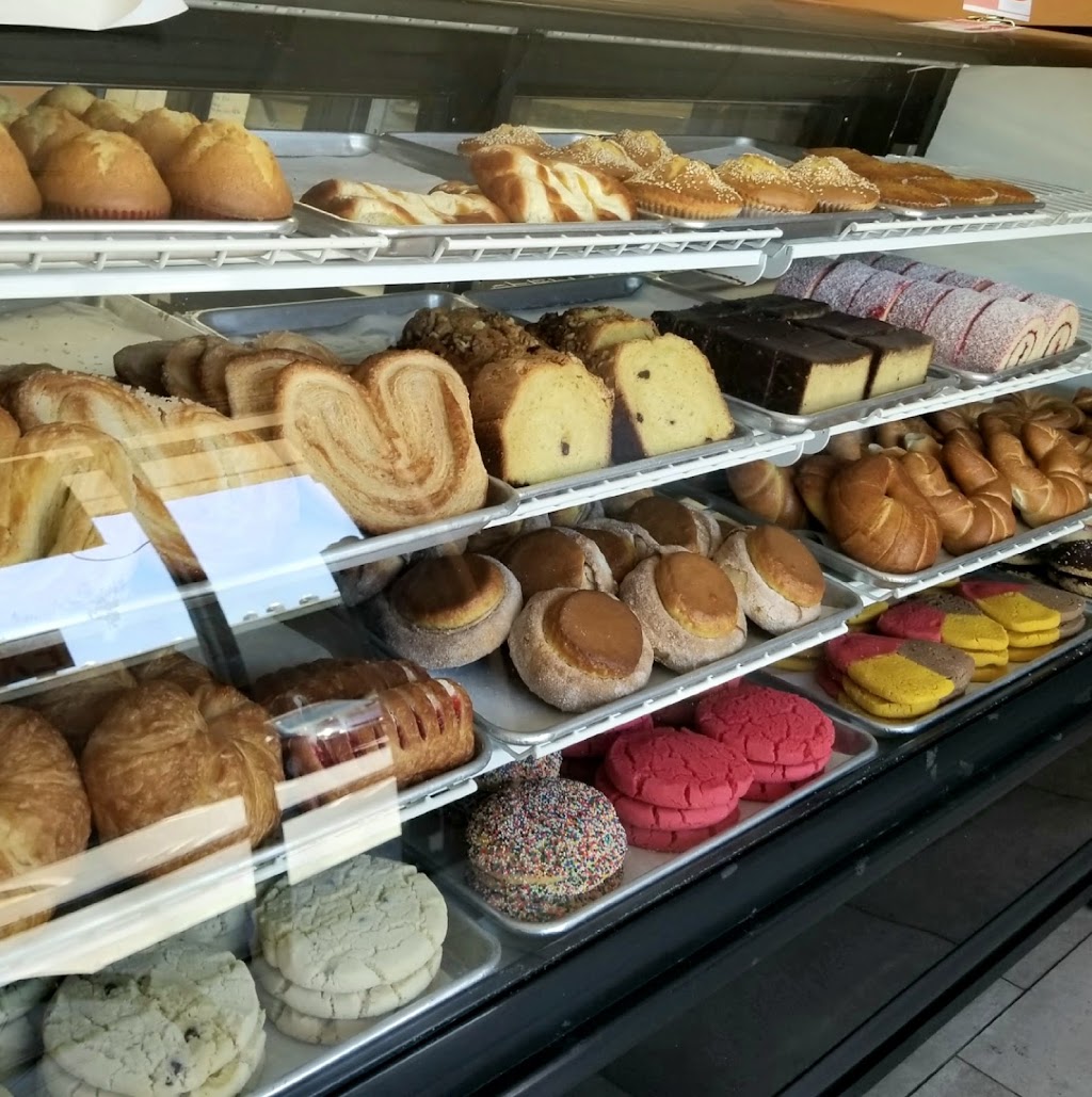 el angel panaderia | 1050 McLaughlin Ave, San Jose, CA 95122, USA | Phone: (408) 982-3874