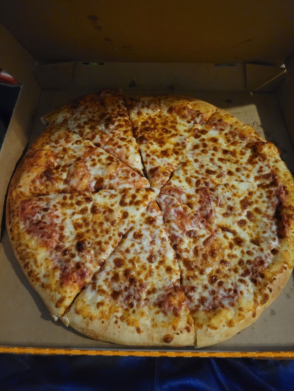 Little Caesars Pizza | 655 W Illinois Ave, Dallas, TX 75224, USA | Phone: (214) 941-8700