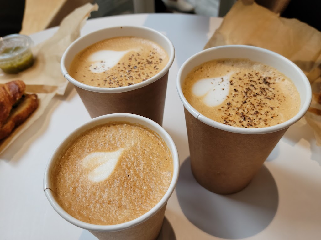 Blue Bottle Coffee | 20 Hudson Yards #228, New York, NY 10018, USA | Phone: (510) 661-3510