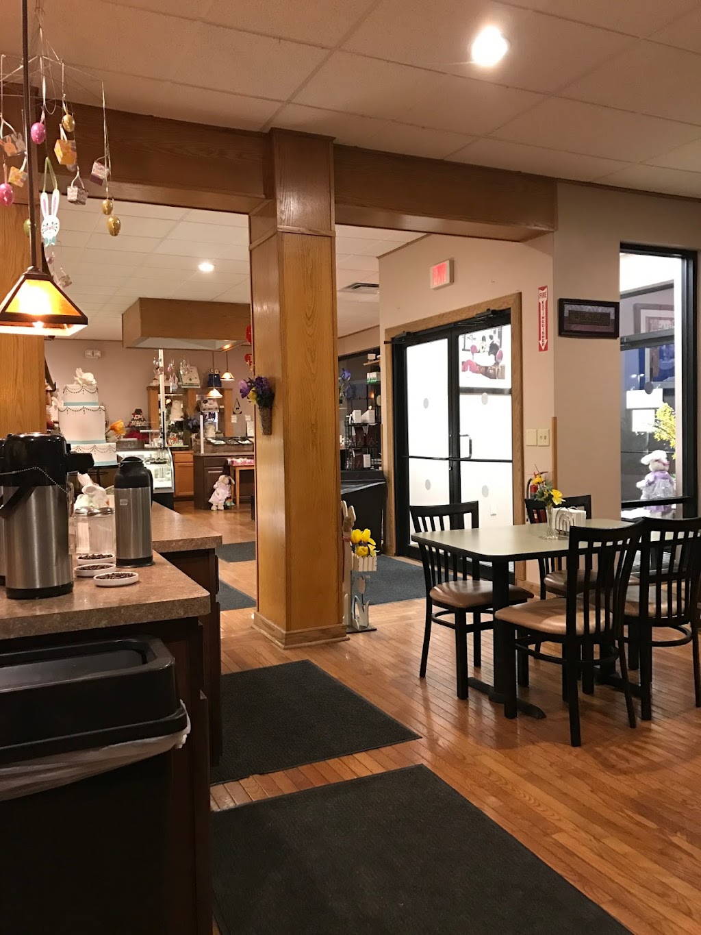 Dessert deli | 716 Maple Rd, Buffalo, NY 14221, USA | Phone: (716) 689-2115