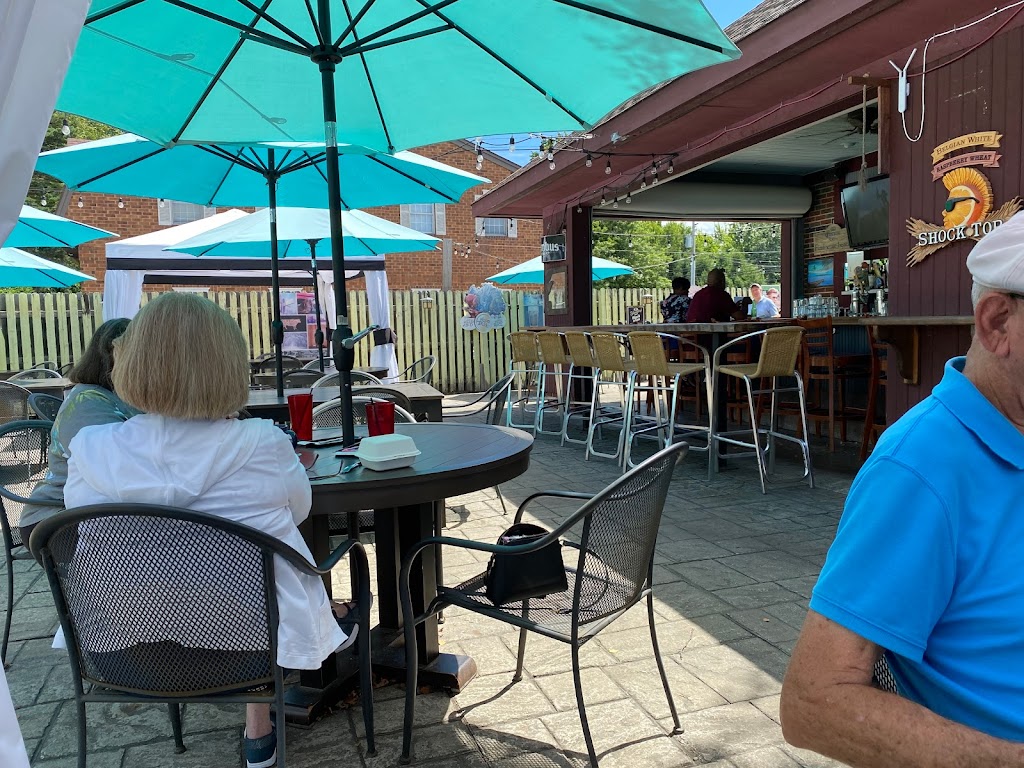 Local Tavern Willoughby Hills | 29007 Chardon Rd, Willoughby Hills, OH 44092, USA | Phone: (440) 833-4484