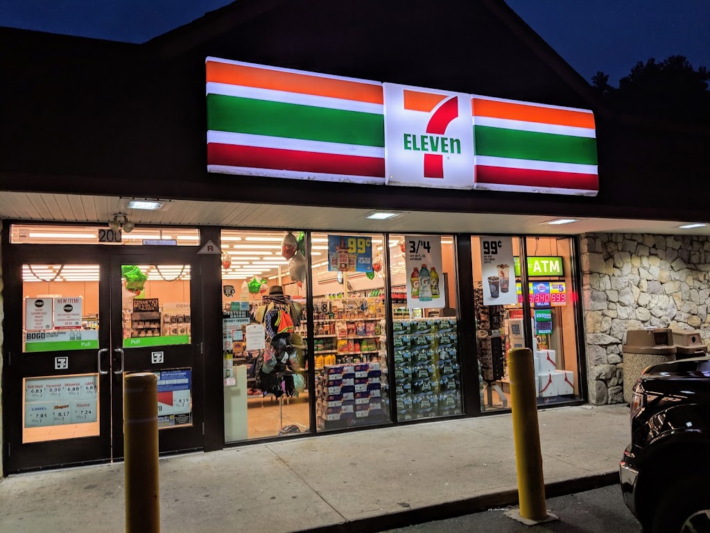 7-Eleven | 200 River Ave, Lakewood, NJ 08701, USA | Phone: (732) 901-0398