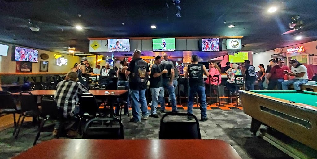 The Beaver Bar | 11801 N 19th Ave #1, Phoenix, AZ 85029, USA | Phone: (602) 944-4644