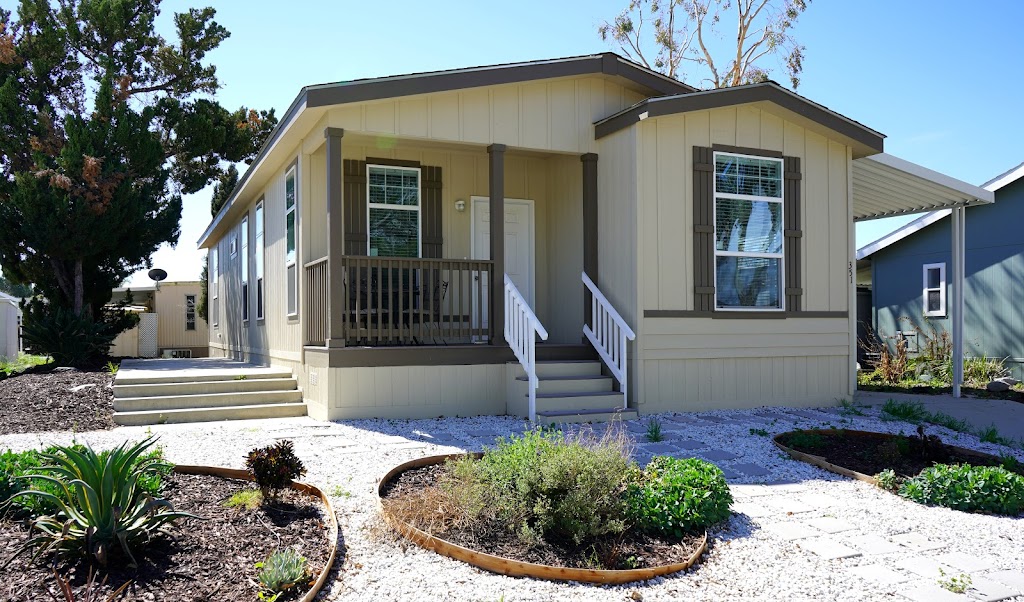 Country Lake Mobile Home Community | 21100 State St, San Jacinto, CA 92583, USA | Phone: (951) 499-1685