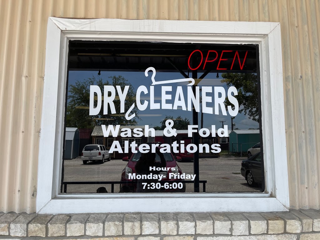 Dry Cleaners, Alterations & Washateria | 15033 Main St #105, Lytle, TX 78052, USA | Phone: (210) 391-5322