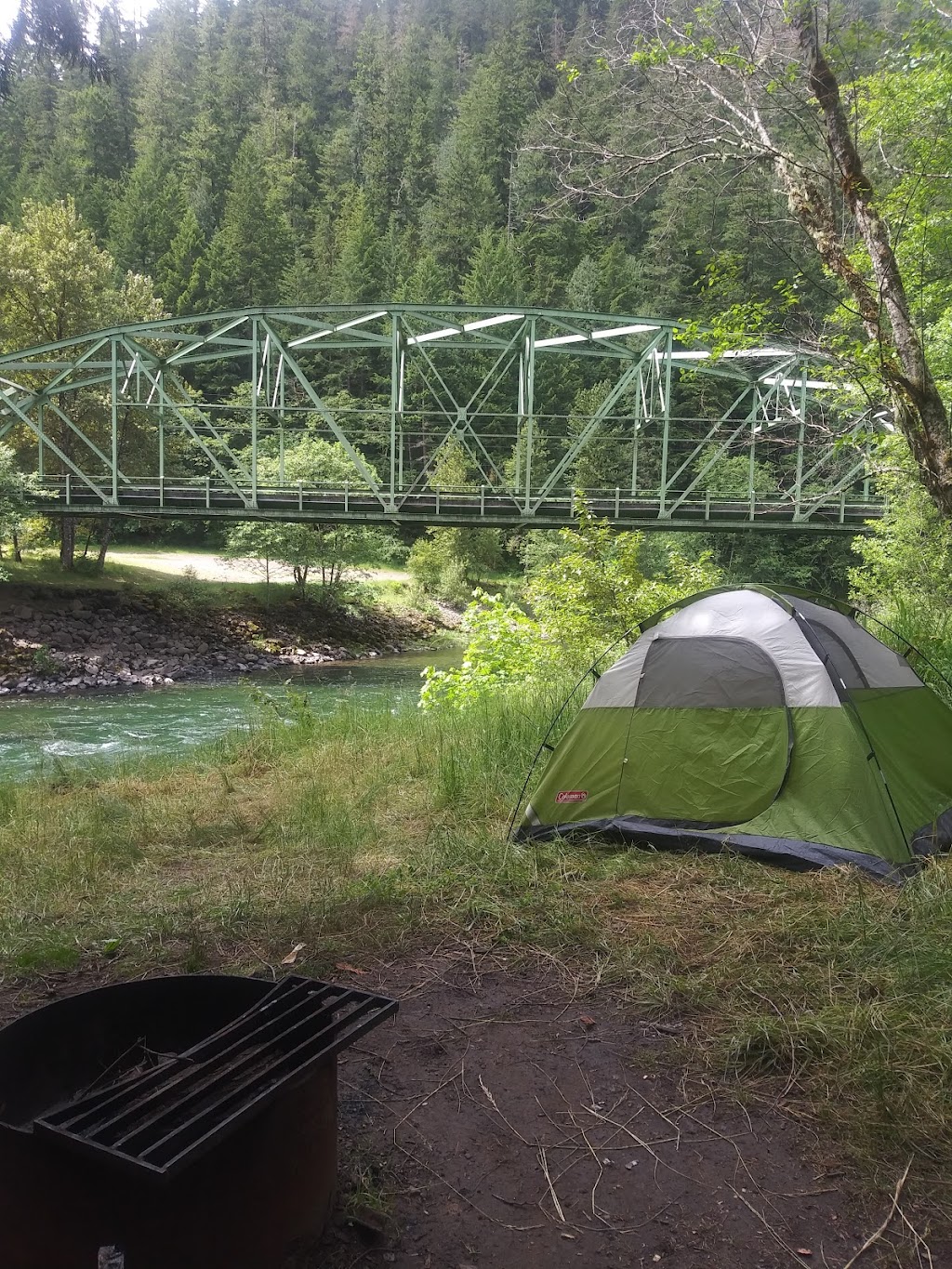 Carter Bridge Day Use/Picnic Site | Estacada, OR 97023, USA | Phone: (503) 668-1700