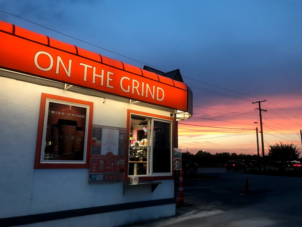 On The Grind | 1661 S Seguin Ave, New Braunfels, TX 78130 | Phone: (830) 310-1776