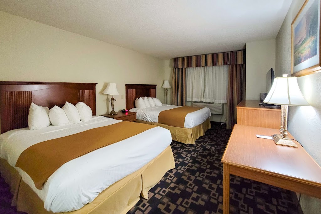 Comfort Inn & Suites | 511 Marschall Rd, Shakopee, MN 55379, USA | Phone: (952) 445-9779