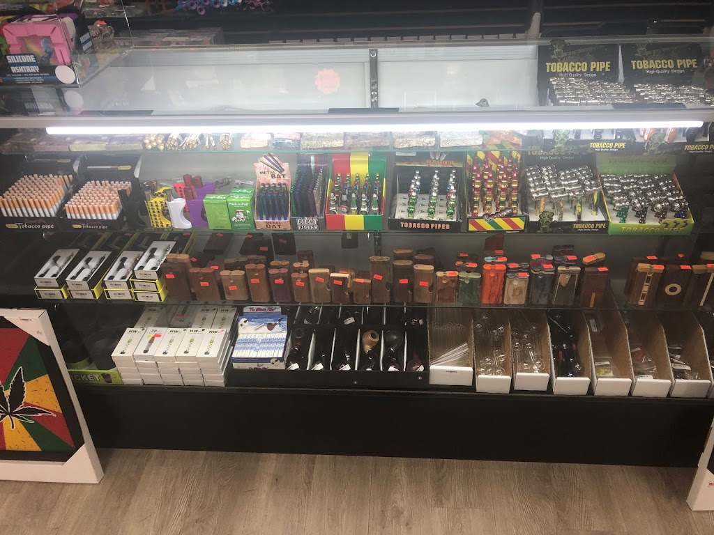 Waterford Glass & Vape | 3579 Pontiac Lake Rd, Waterford Twp, MI 48328, USA | Phone: (248) 499-7438