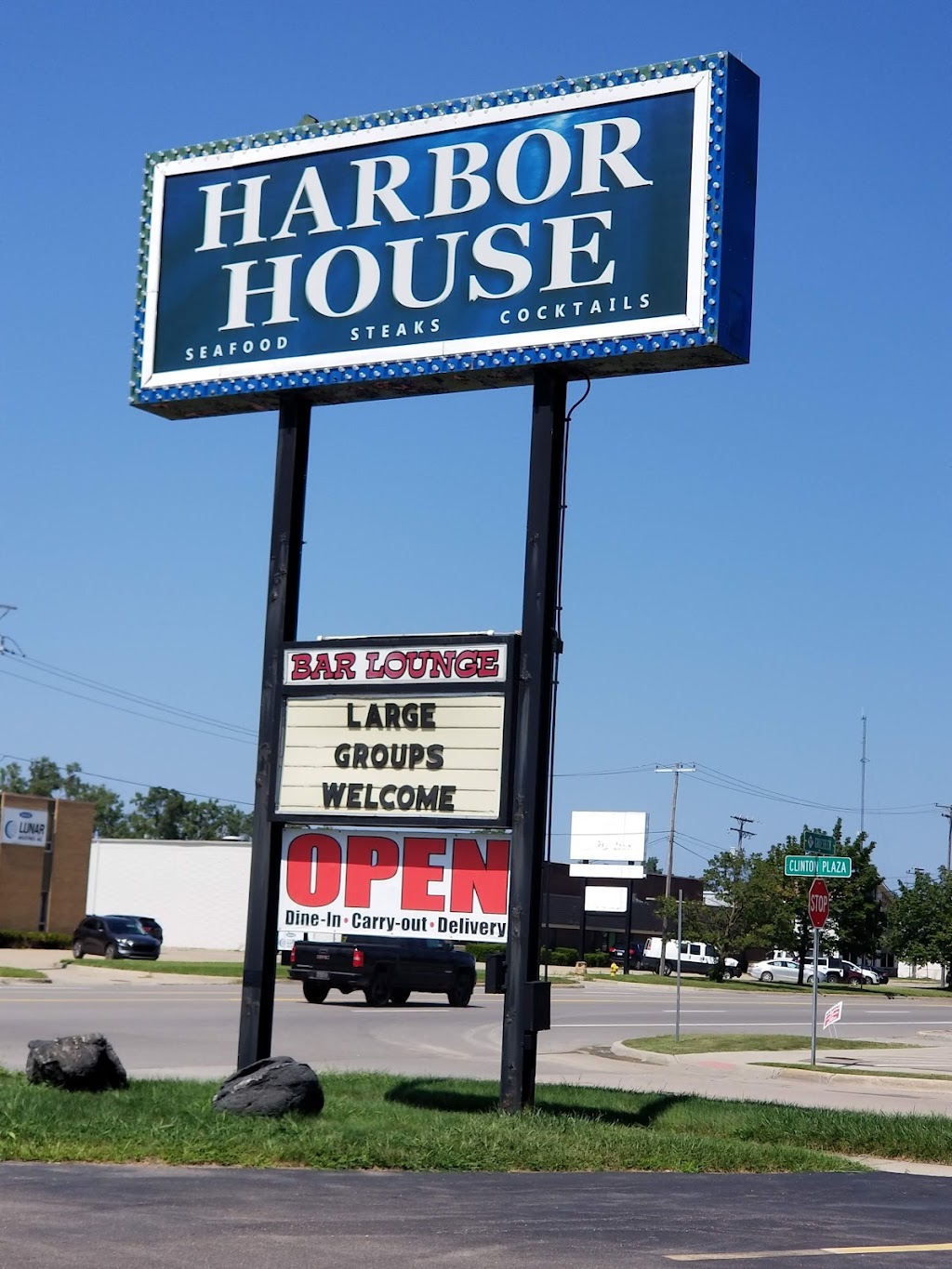 Harbor House Restaurant | 34250 Groesbeck Hwy, Clinton Twp, MI 48035, USA | Phone: (586) 791-6070