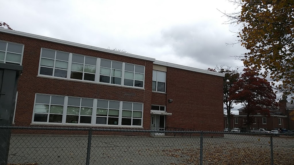 Richard L. Wilkins Elementary School | 1322 Central St, Stoughton, MA 02072, USA | Phone: (781) 344-7005