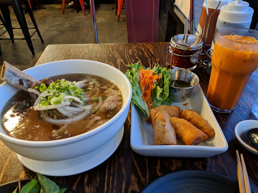 Feu Pho Kitchen | 11310 Ventura Blvd, Studio City, CA 91604, USA | Phone: (818) 423-2240