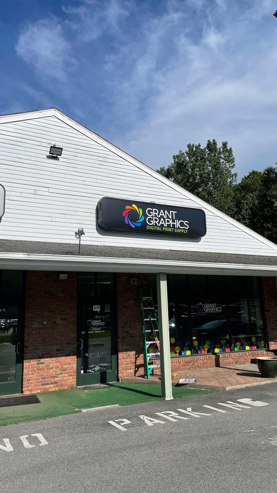 Grant Graphics | 610 Maple Ave, Saratoga Springs, NY 12866, USA | Phone: (518) 583-2818