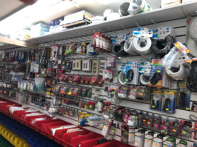 BEACON HARDWARE | 371 Amsterdam Ave, New York, NY 10024, USA | Phone: (212) 408-1681