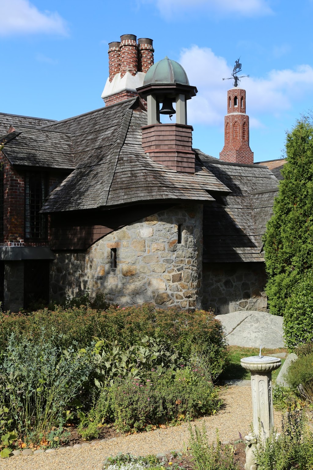 Beauport, Sleeper-McCann House | 75 Eastern Point Blvd, Gloucester, MA 01930, USA | Phone: (978) 283-0800