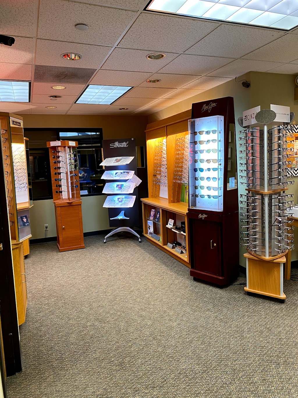 Shorewood Opticians | 5150 N Port Washington Rd #250, Milwaukee, WI 53217, USA | Phone: (414) 332-1290