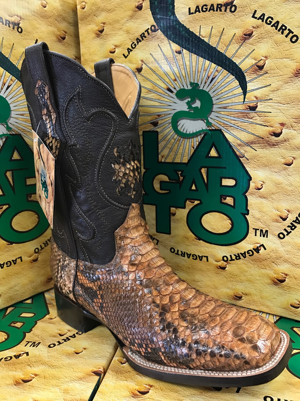 Lagarto Boots Western Wear | Attached to Shell gas station, 11911 Barker Cypress Rd, Cypress, TX 77433, USA | Phone: (281) 256-8610