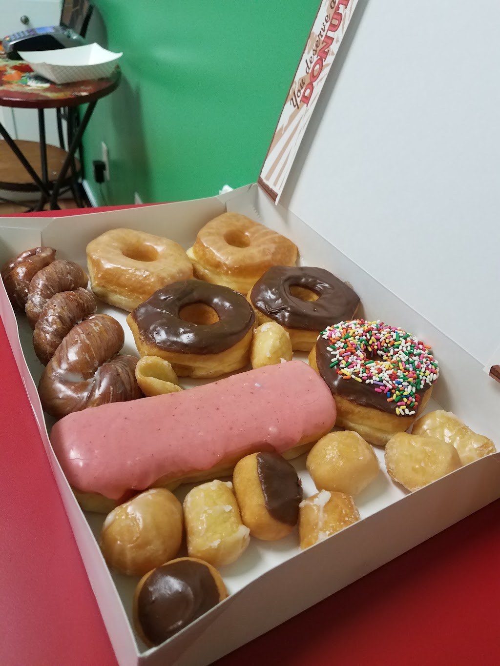 Santa Fe Donuts | 1060 SW 4th St, Moore, OK 73160 | Phone: (405) 703-2118