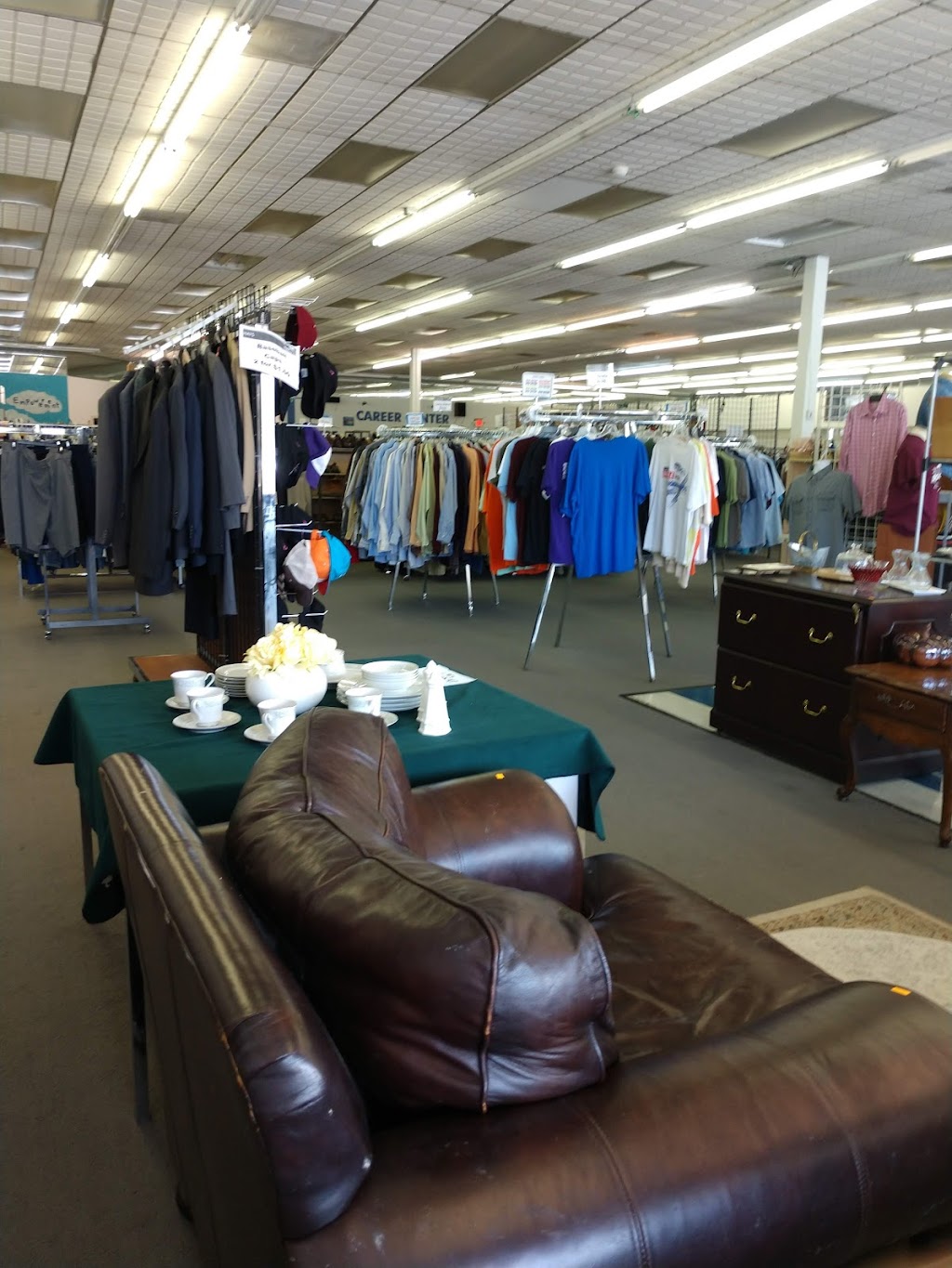 Mission Central Thrift Store | 722 E Pipeline Rd, Hurst, TX 76053 | Phone: (817) 510-3002