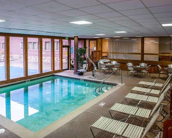 Quality Inn & Suites | 1930 Lincolnway E, Goshen, IN 46526, USA | Phone: (574) 349-6169