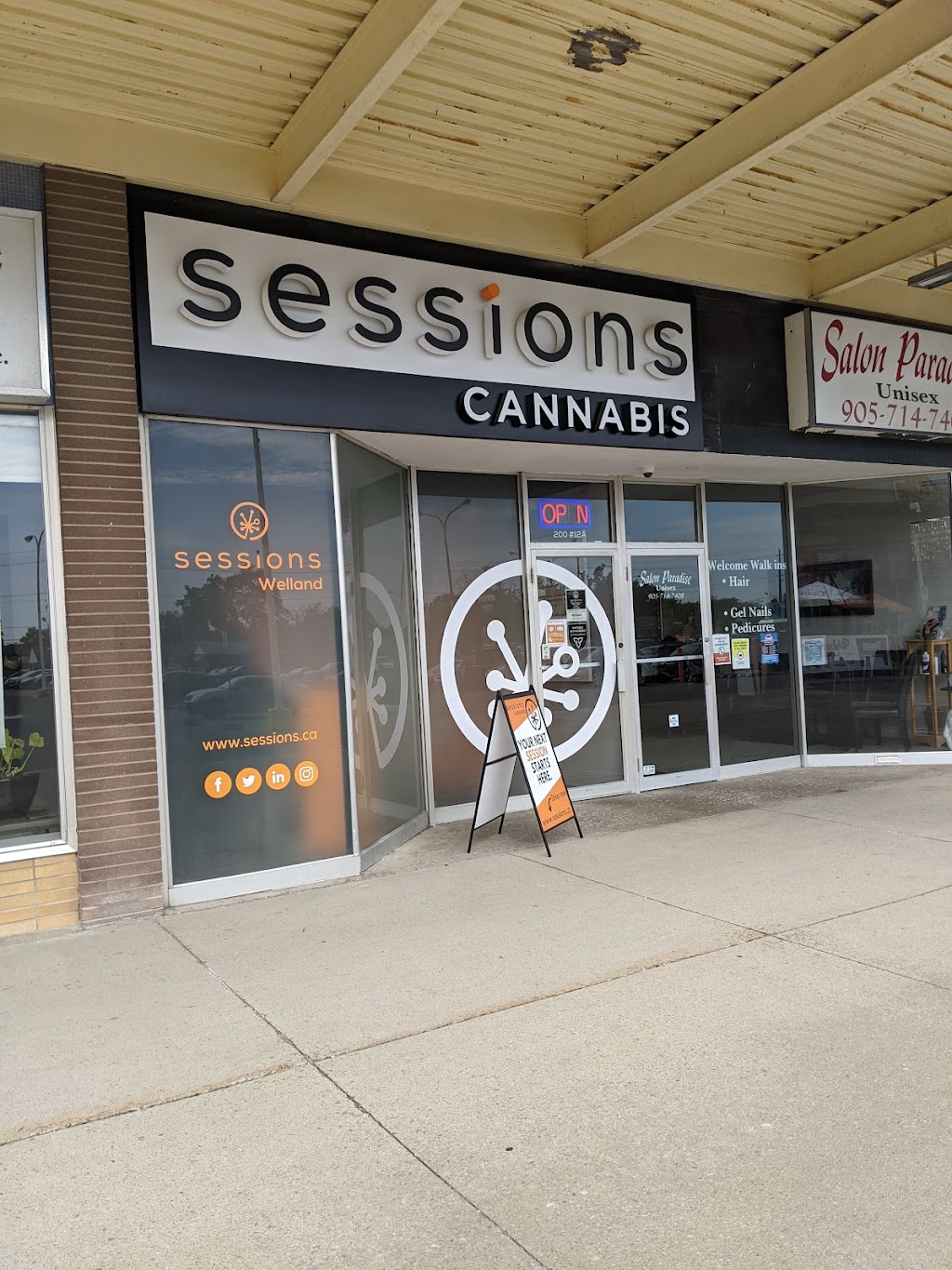 Sessions Cannabis Welland | 200 Fitch St Unit 12A, Welland, ON L3C 4V9, Canada | Phone: (905) 788-0641