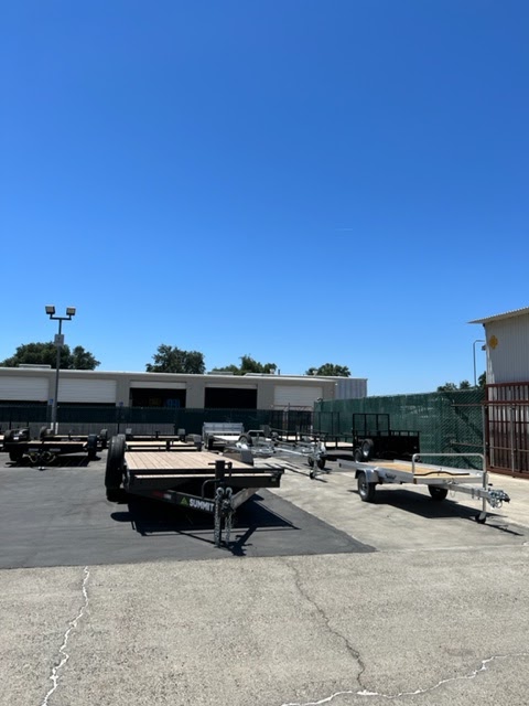 Johnson Trailers | 38574 W Kentucky Ave, 38574 Kentucky Ave, Woodland, CA 95695, USA | Phone: (530) 662-1788