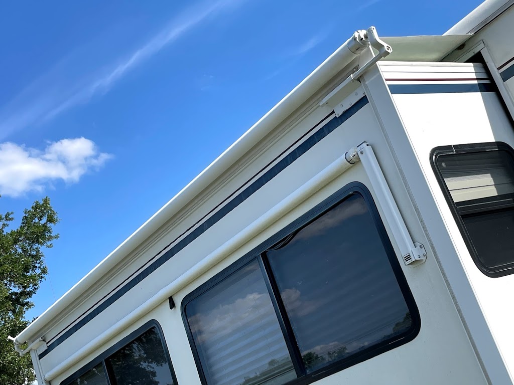 Monster Mobile RV Repair and Service | This is a mailing address ONLY, 14391 Spring Hill Dr, Spring Hill, FL 34609, USA | Phone: (813) 384-7704