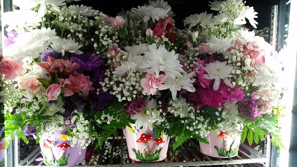 Pulidos Flowers & Gifts | 13439 Osborne St, Arleta, CA 91331, USA | Phone: (818) 890-2266