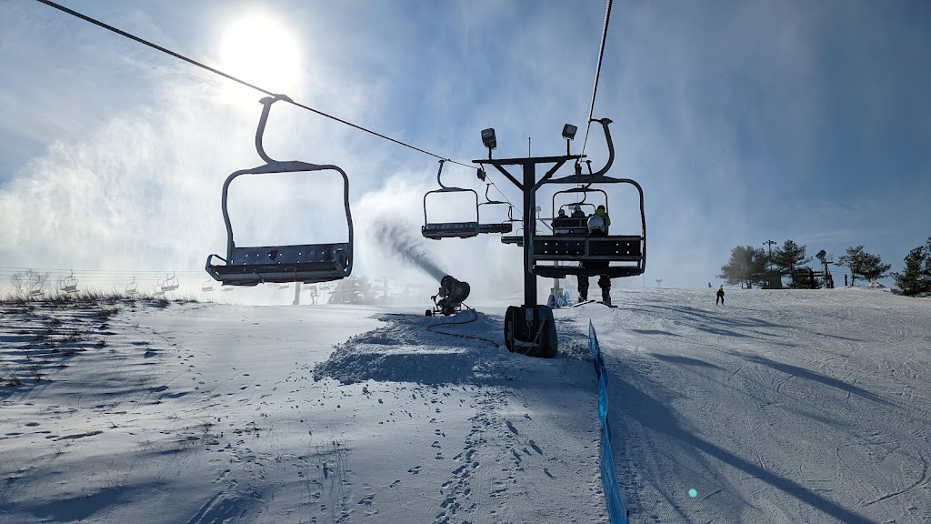 Brandywine Ski Area | 1146 W Highland Rd, Northfield, OH 44067, USA | Phone: (800) 875-4241