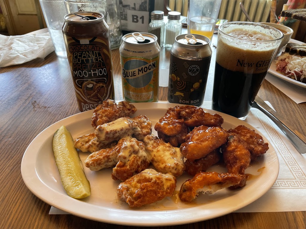 Lake Church Inn | 680 Co Hwy D, Belgium, WI 53004, USA | Phone: (414) 688-3782