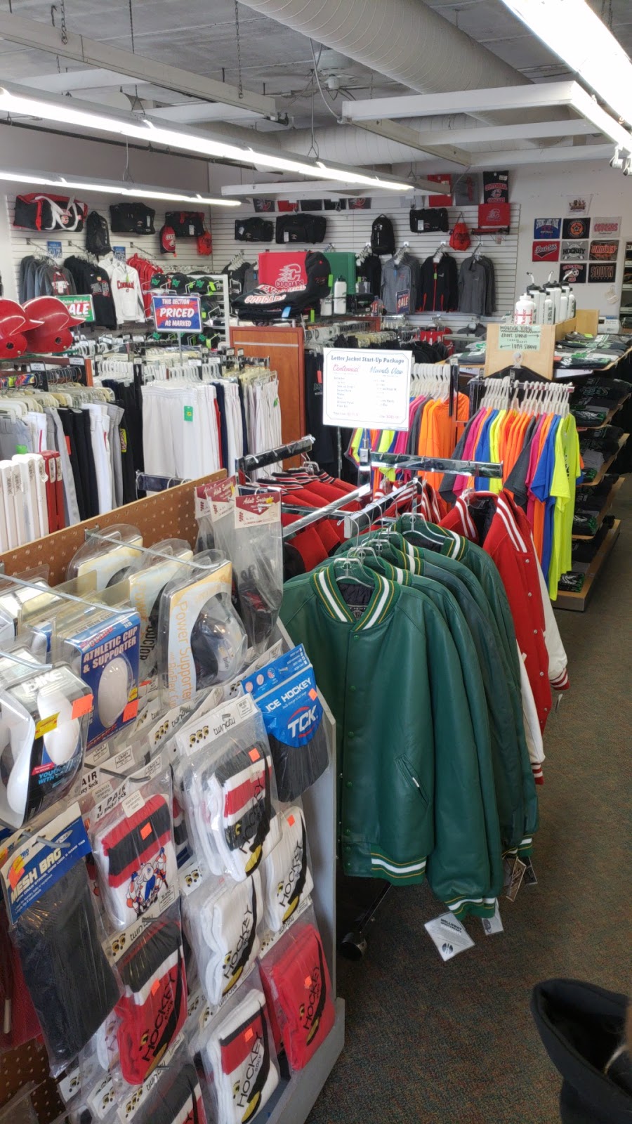 Athletic Outfitters | 4111 85th Ave NE, St Paul, MN 55126, USA | Phone: (763) 785-0661