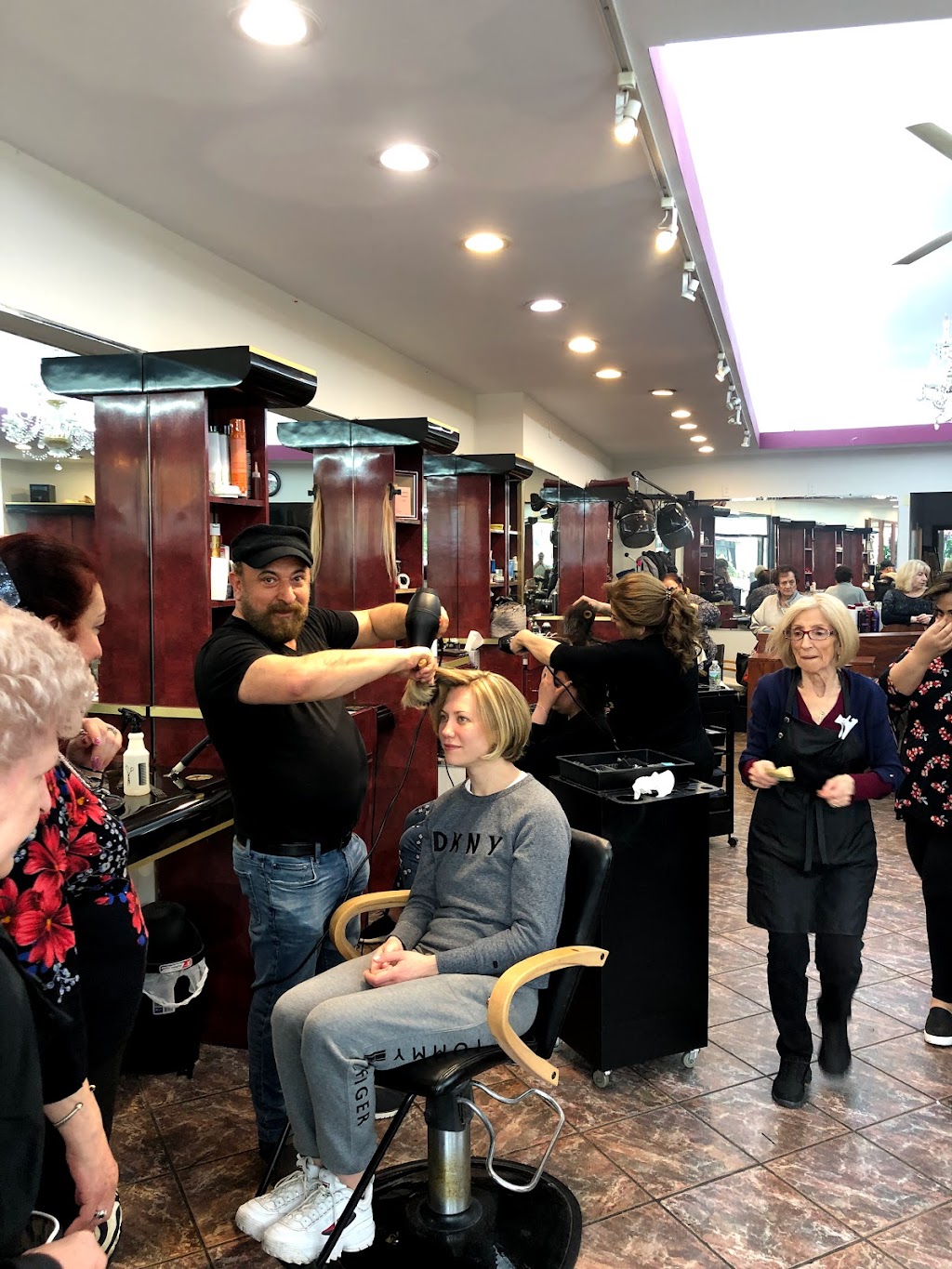 Alex Hair Salon | 7923 5th Ave, Brooklyn, NY 11209, USA | Phone: (718) 833-4382