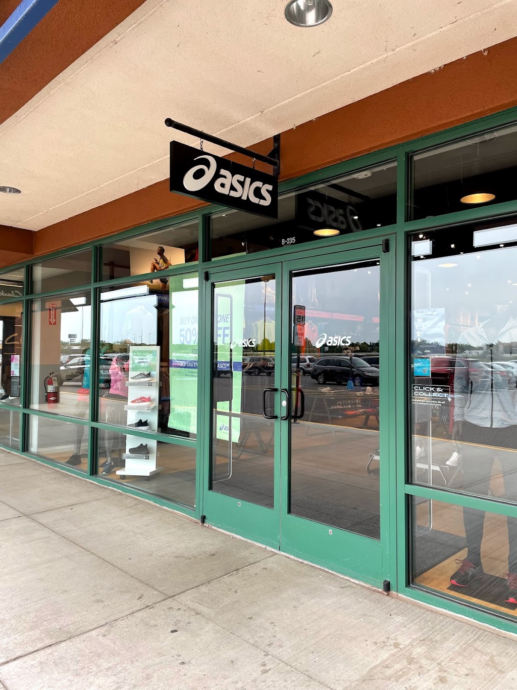 ASICS Outlet | 6415 Labeaux Ave NE B235, Albertville, MN 55301, USA | Phone: (651) 364-3040