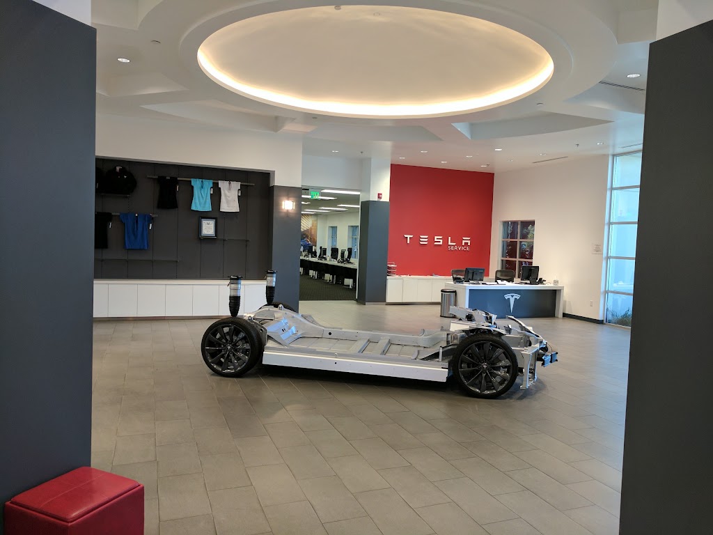 Tesla Service Center | 3020 Pullman St, Costa Mesa, CA 92626, USA | Phone: (714) 641-3949