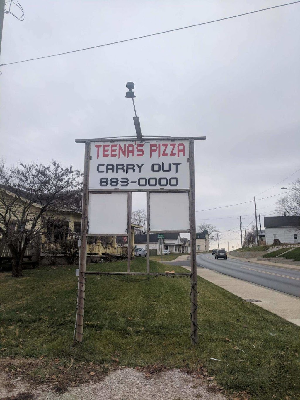 Teenas Pizza | 35 E Main St, New Pekin, IN 47165, USA | Phone: (812) 967-4450