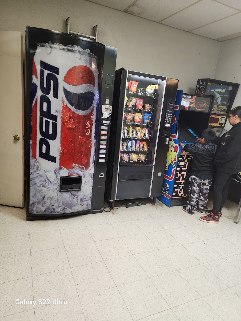 Quick Clean Laundromat | 950 E Florence Blvd, Casa Grande, AZ 85122, USA | Phone: (520) 836-6117