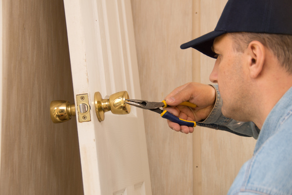 Residential Locks Repair Fort Worth TX | 1050 S Handley Dr, Fort Worth, TX 76112, USA | Phone: (469) 207-1897