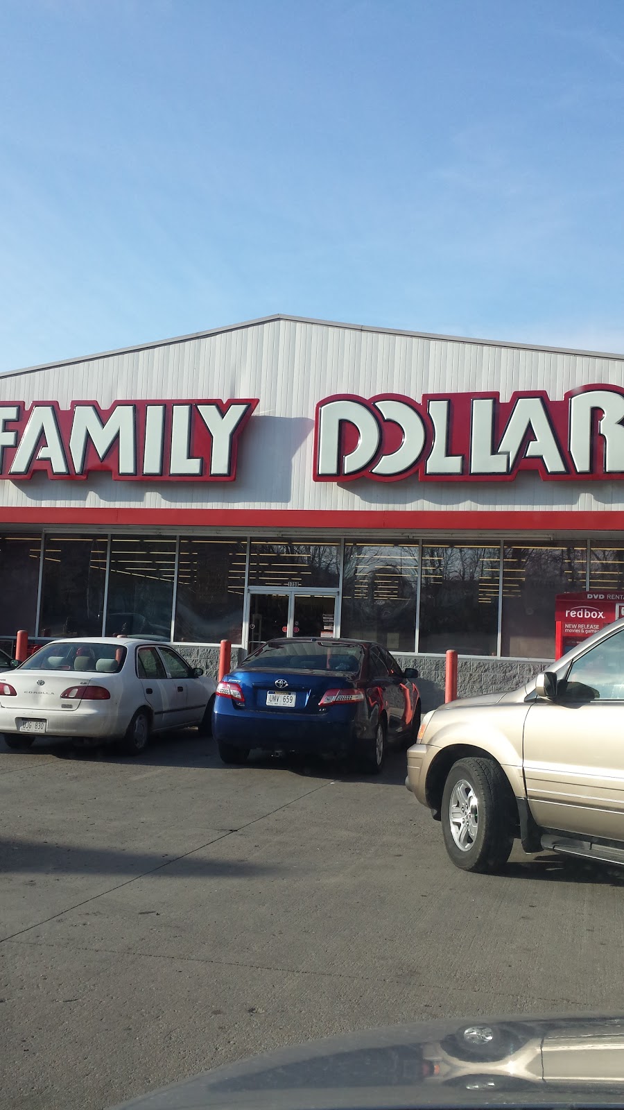 Family Dollar | 1725 S 13th St, Omaha, NE 68108, USA | Phone: (402) 951-7132