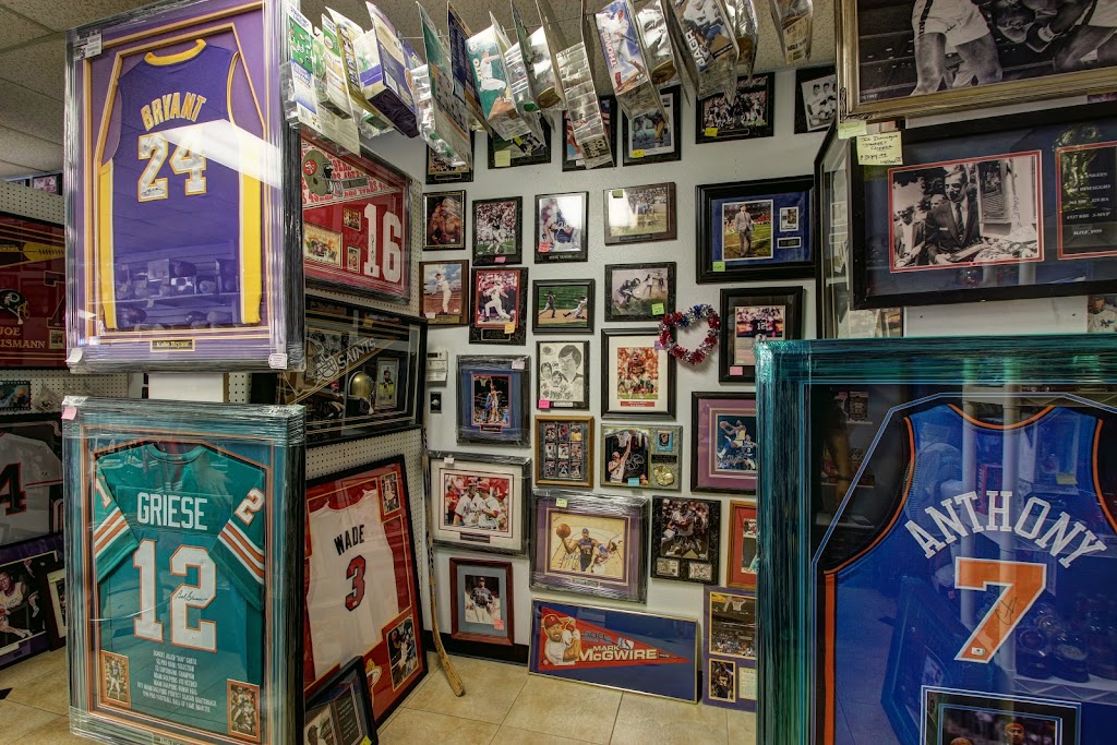 Legends Sportscards | 32245 Mission Trail, Lake Elsinore, CA 92530, USA | Phone: (951) 588-3276