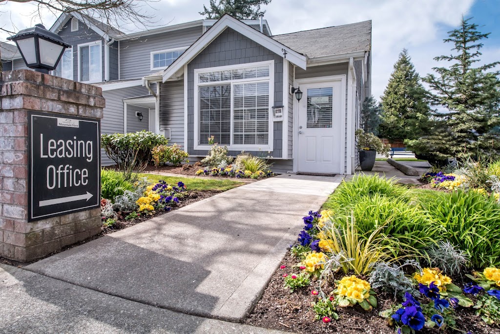 Townhomes at Mountain View Main | 2309 E Main Ave, Puyallup, WA 98372, USA | Phone: (253) 845-2721