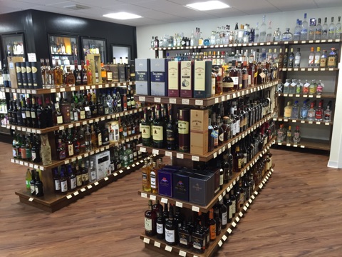 Route 7 Wine & Liquor | 971 Ethan Allen Hwy, Ridgefield, CT 06877, USA | Phone: (203) 244-5101