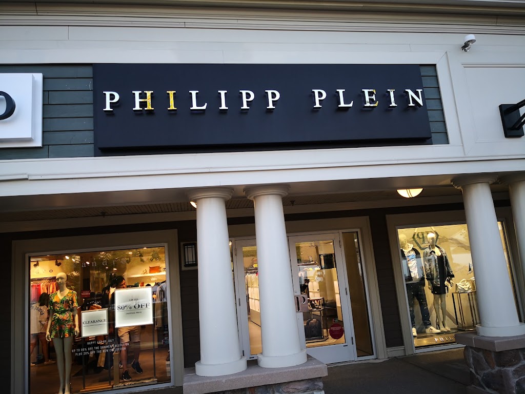 PHILIPP PLEIN OUTLET | 214 Red Apple Ct, Central Valley, NY 10917, USA | Phone: (845) 928-5600