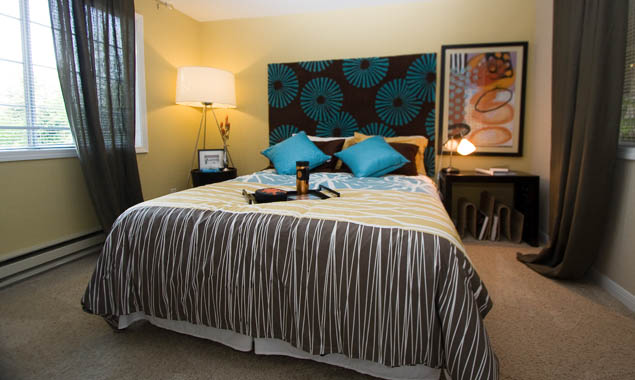 Overlook At Lakemont Apartments | 5305 Lakemont Blvd SE, Bellevue, WA 98006, USA | Phone: (425) 747-1347