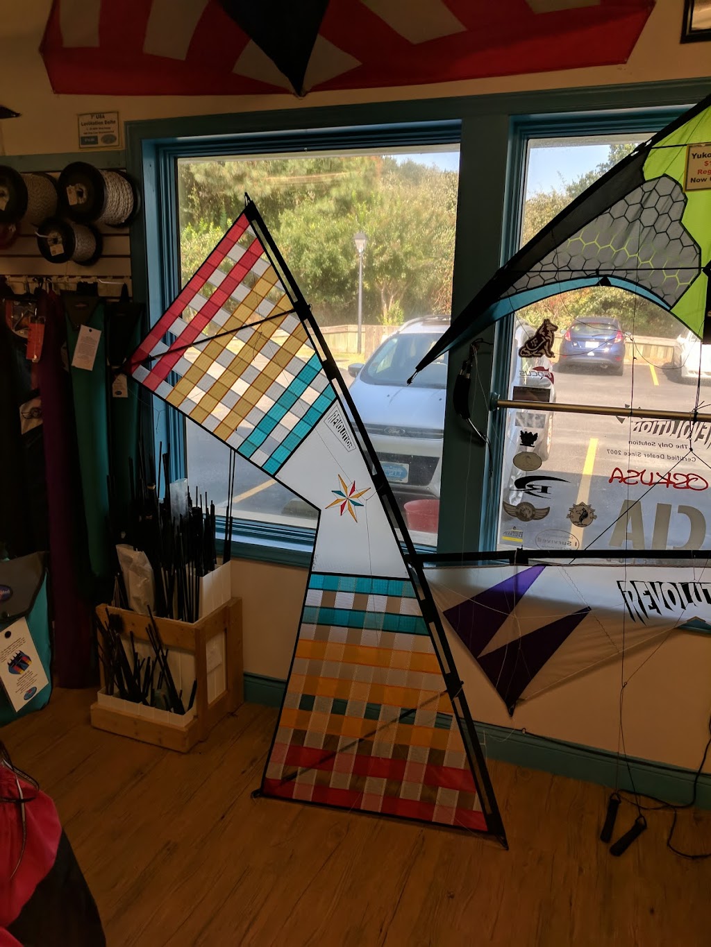 Flying Smiles Kites | 1159 Austin St F, Corolla, NC 27927, USA | Phone: (252) 453-8442