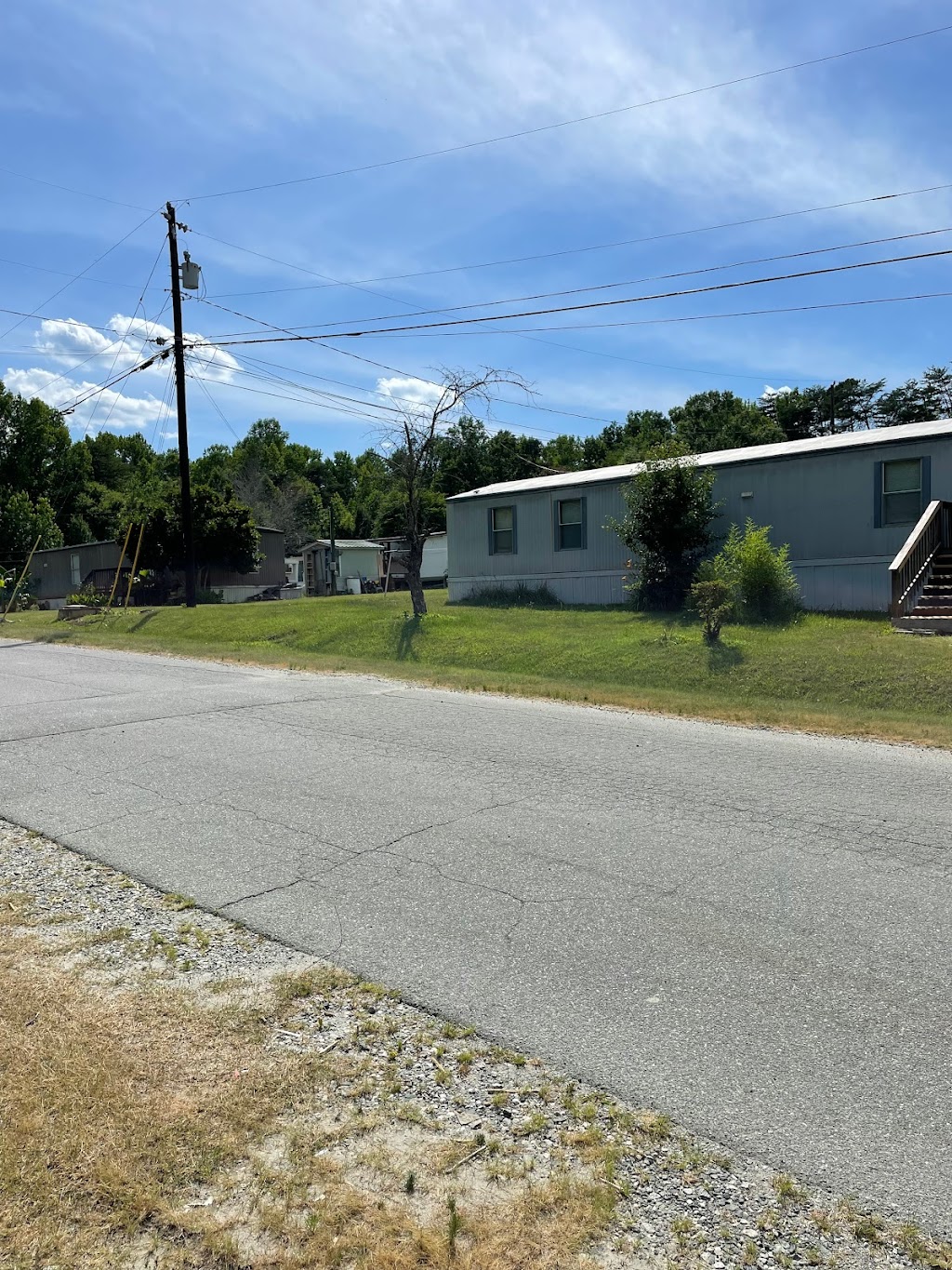 Hidden Valley Mobile Home Community | 1149 Wyatt Rd, Burlington, NC 27217, USA | Phone: (336) 578-4532