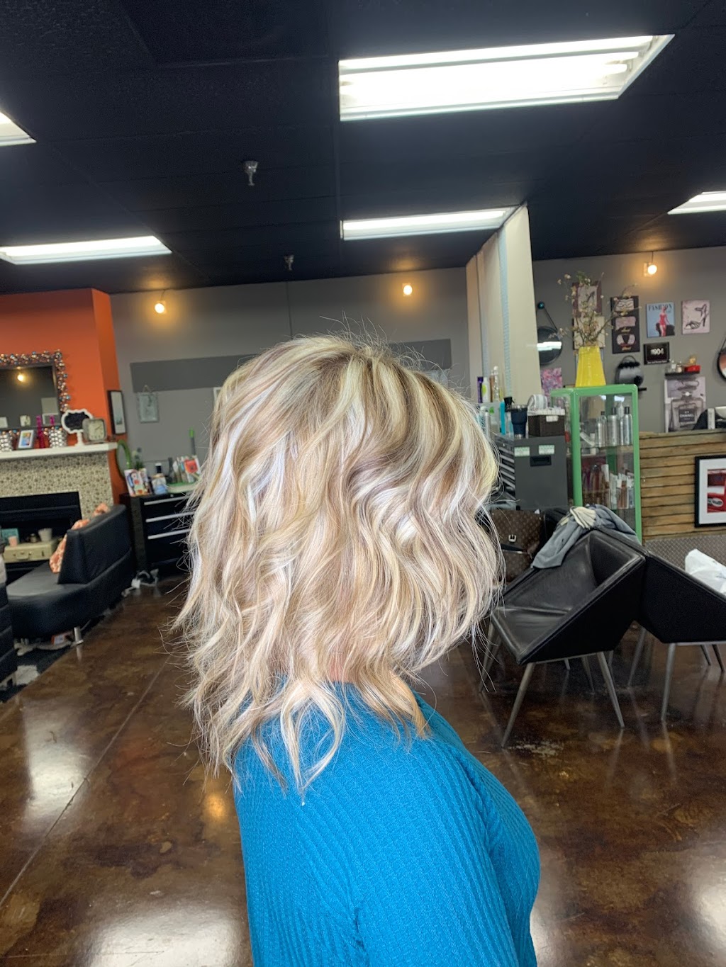 Joey and Roman Salon | 11904 Montgomery Rd, Cincinnati, OH 45249, USA | Phone: (513) 677-5639