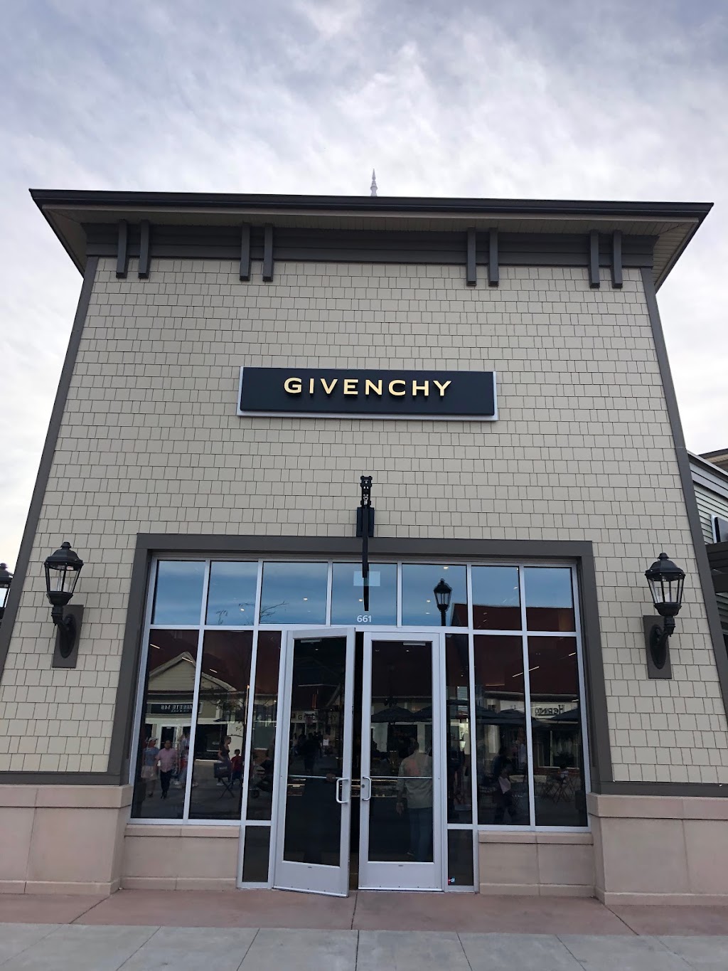 Givenchy | 498 Red Apple Ct, Central Valley, NY 10917, USA | Phone: (845) 928-8610