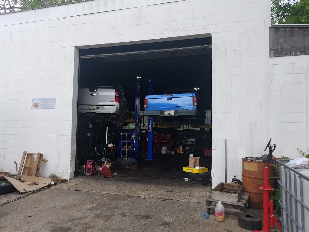 Rock Bridge Automotive Repair | 105 Red Tuttle Rd, Bethpage, TN 37022, USA | Phone: (615) 946-2079