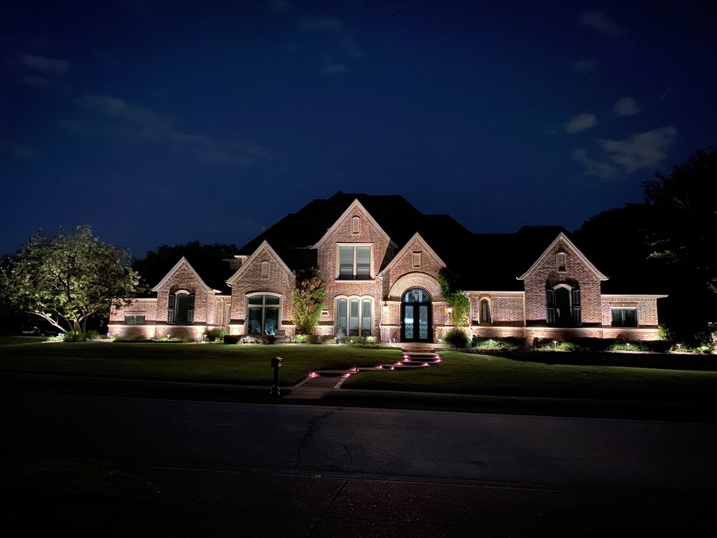 Murphy Christmas Lighting | 3800 Haslet-Roanoke Rd #13, Roanoke, TX 76262, USA | Phone: (719) 432-5687