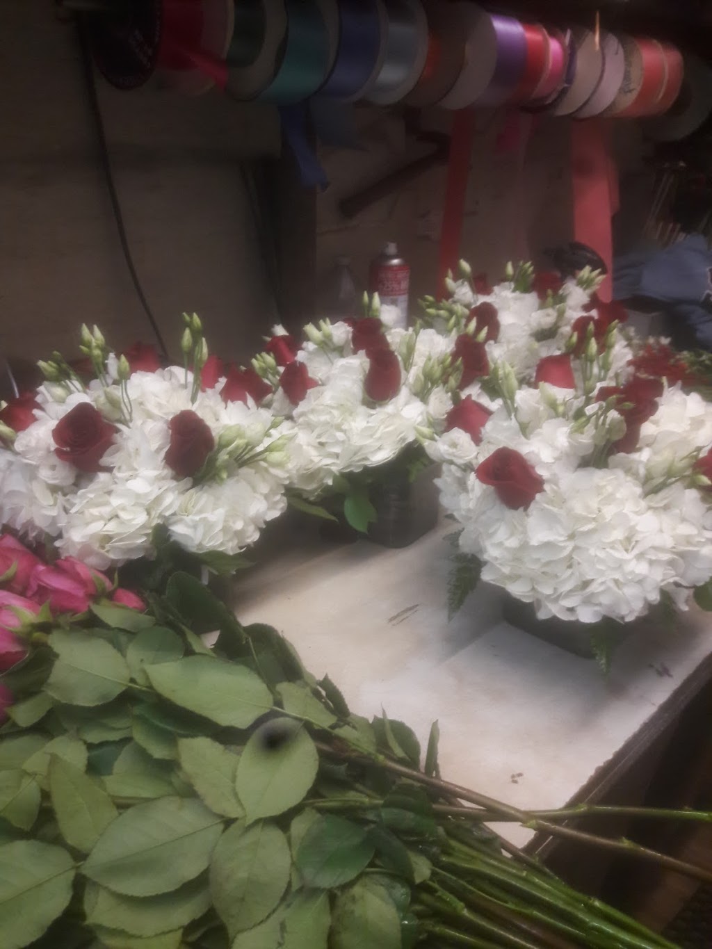 Bens Florist | 9518 4th Ave, Brooklyn, NY 11209, USA | Phone: (718) 833-3606